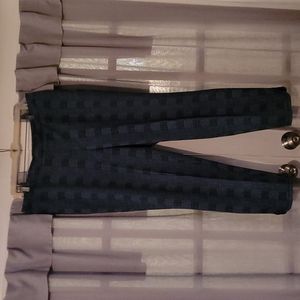 Women's Isaac Mizrahi Size 16 Pull on pant/trouser in Houndstooth